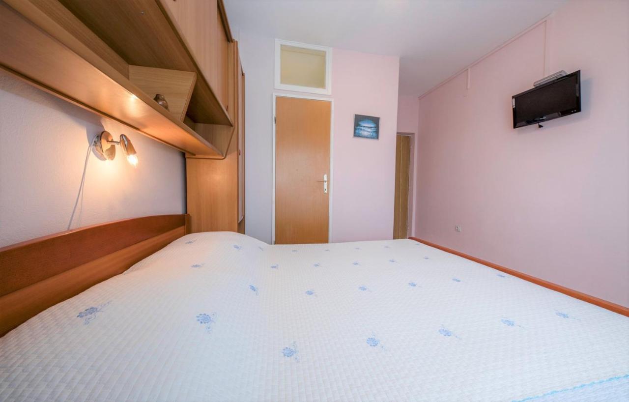 App&Rooms Anica Kampor ภายนอก รูปภาพ