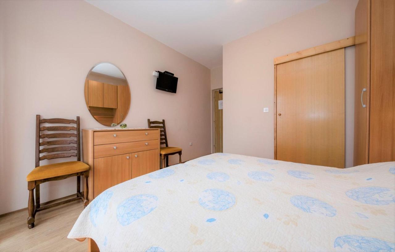App&Rooms Anica Kampor ภายนอก รูปภาพ